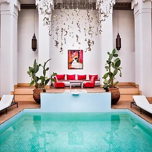 4* Riad & Al Jazira